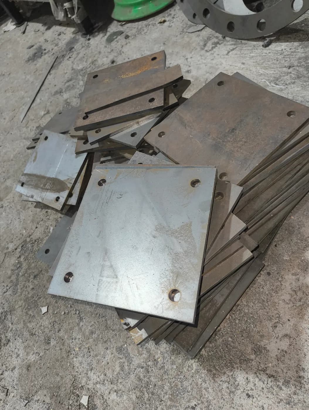 MS Base Plate - 20mm - 300 x 300 - Regal Profile Darukhana Mumbai