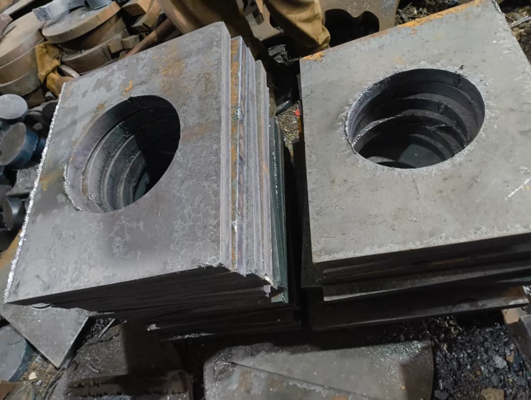 MS Bore Plate - 36mm - 427 x 400 - Regal Profile Darukhana Mumbai